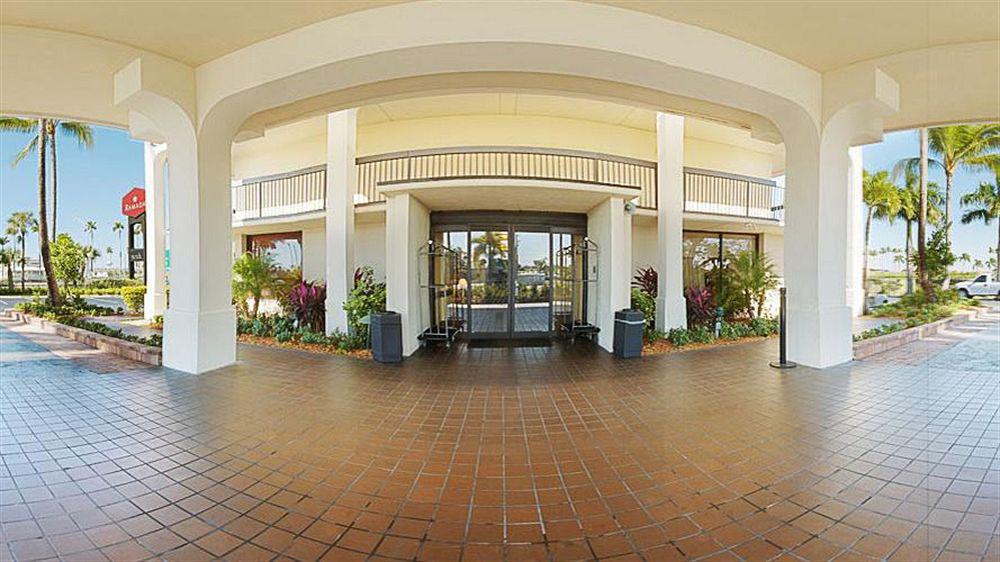 Days Inn By Wyndham Florida City Exteriör bild