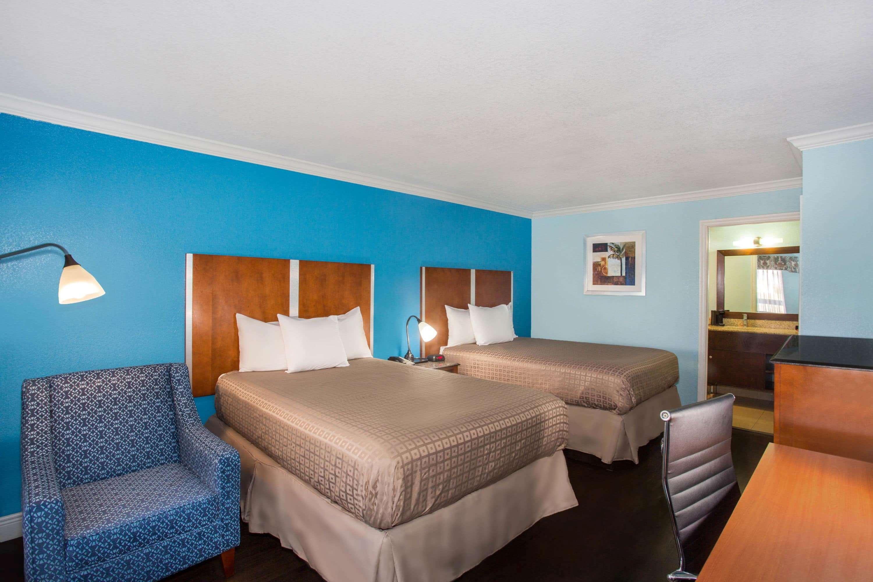 Days Inn By Wyndham Florida City Exteriör bild