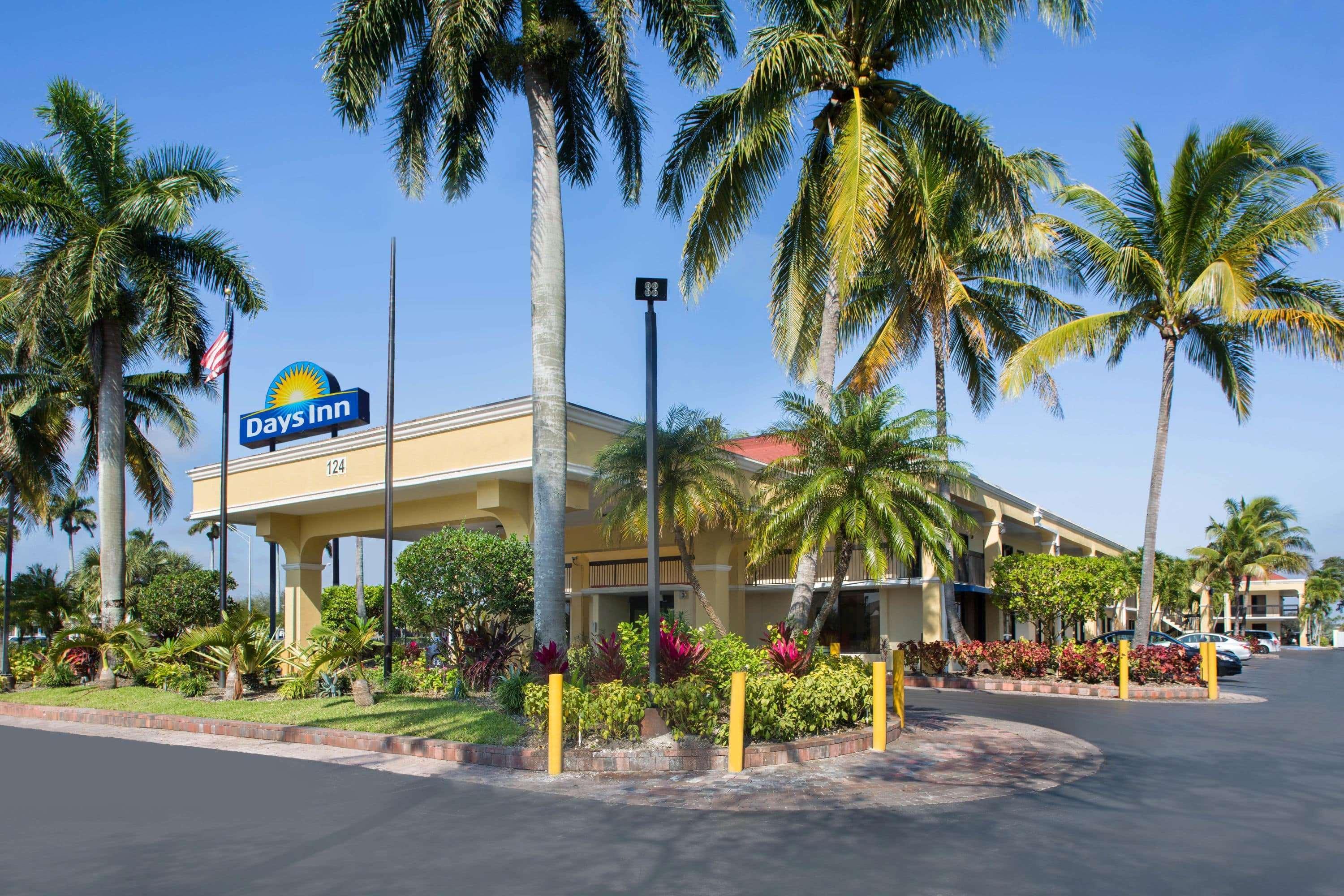 Days Inn By Wyndham Florida City Exteriör bild