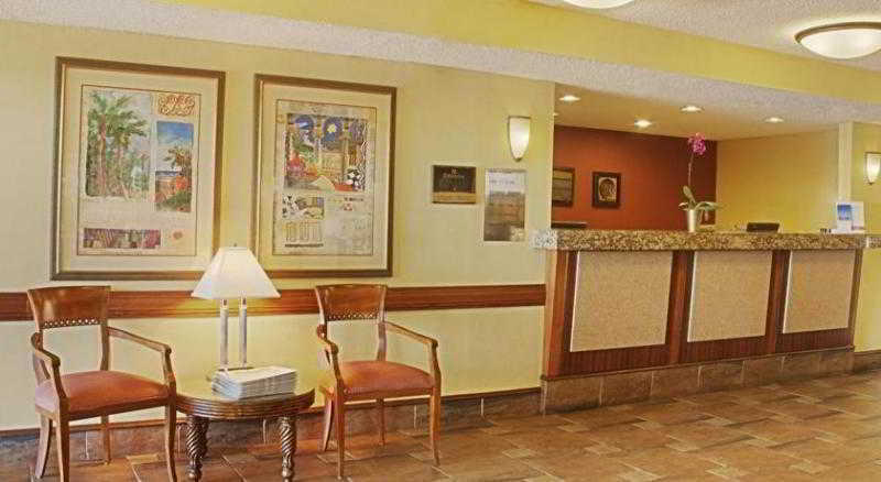 Days Inn By Wyndham Florida City Exteriör bild